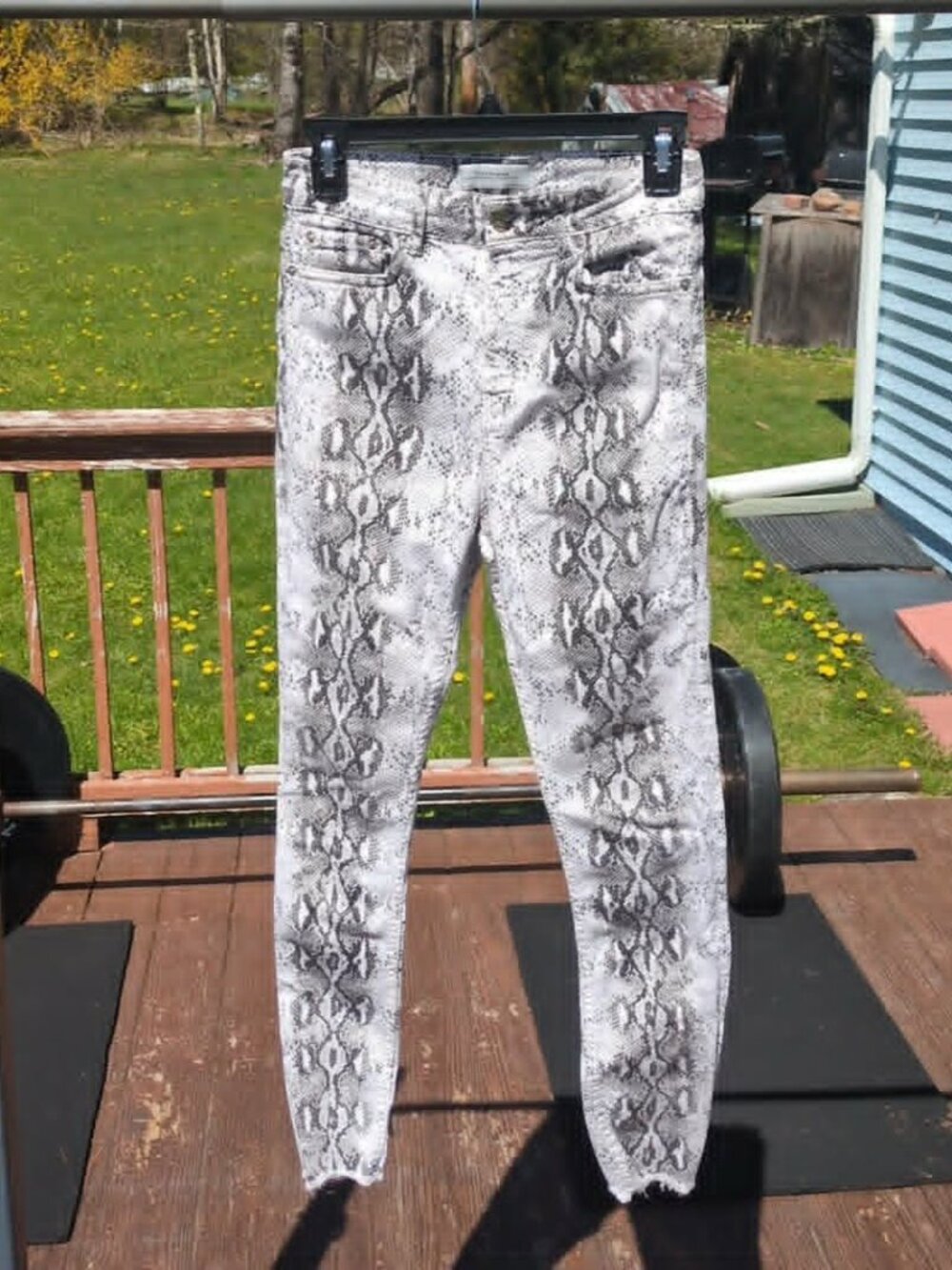 Zara Premium Denim Skinny Jeans Sz 4 Snakeskin Southwest Cropped Frayed Bottoms